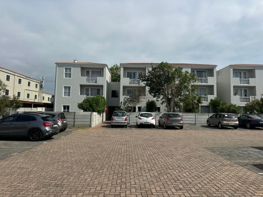 To Let 2 Bedroom Property for Rent in Parklands Western Cape